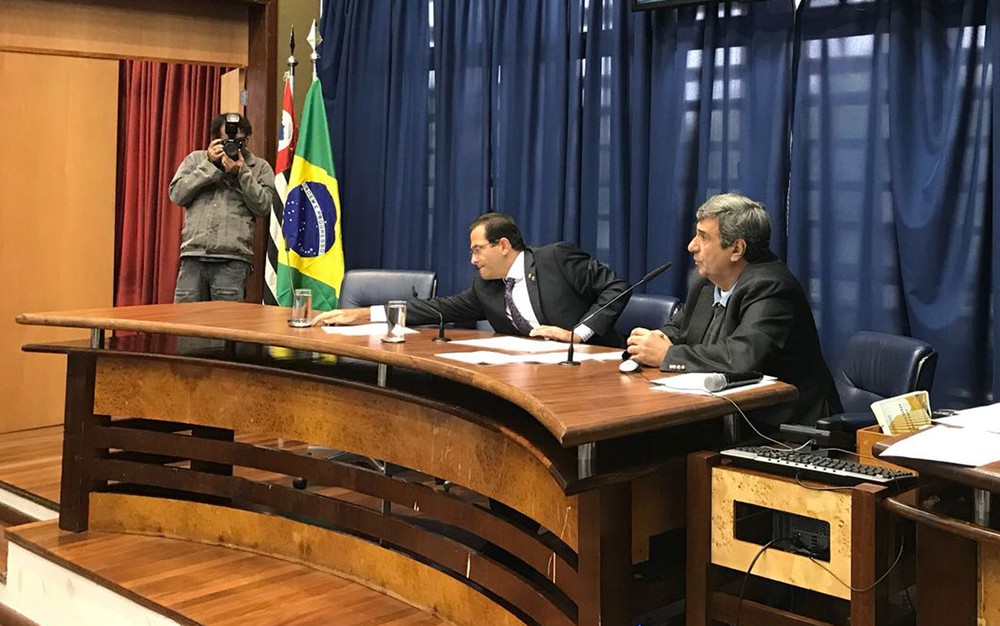 Ex-secretário de Saúde da Prefeitura de SP admite em CPI da Alesp falha em controle de contratos com OSS